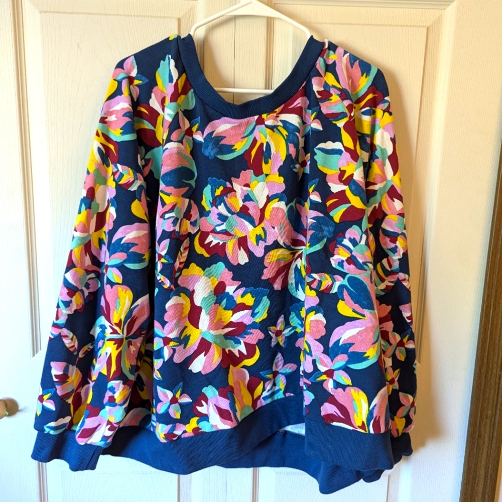 The get floral plus size women's sweatshirt size 4x